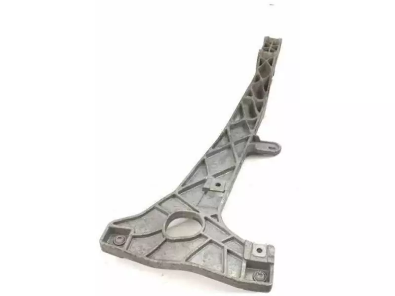 BUMPER BRACKET RIGHT