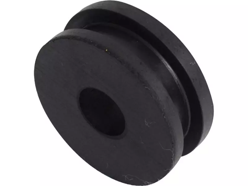 Tie rod axle mounting